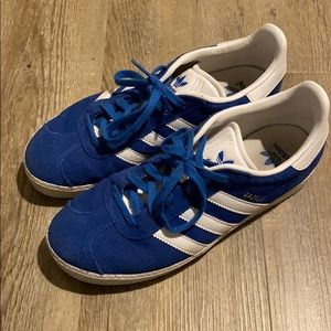 Adidas Gazelle Youth size 4.5 in royal blue